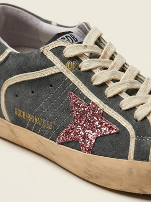 Golden Goose 1